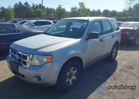 2008 Ford Escape z USA, uszkodzony, nr VIN 1FMCU02Z88KC70862
